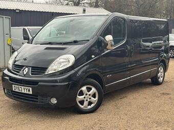 Renault Trafic 2.0 dCi LL29 Sport Crew Van L3 H1 4dr (Phase 3, 6 Seats)