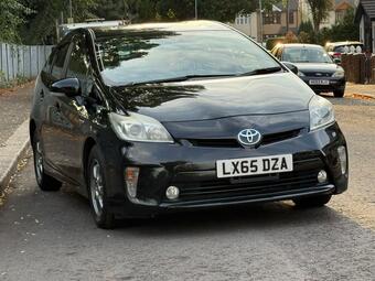 Toyota Prius 1.8 VVT-h T Spirit Hatchback 5dr Petrol Hybrid CVT Euro 5 (s/s) (136 ps)