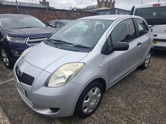 Toyota Yaris 1.0 VVT-i T2 3dr