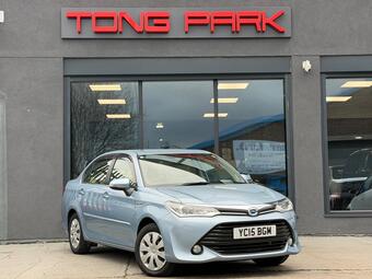 Toyota Corolla Axio Hybrid 1.5 VVT-h CVT 4dr