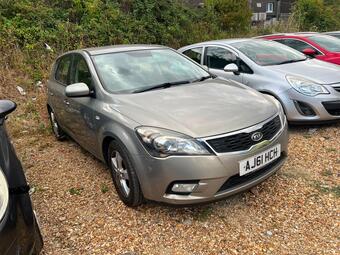 Kia Ceed 1.6 CRDi EcoDynamics 2 Euro 5 (s/s) 5dr