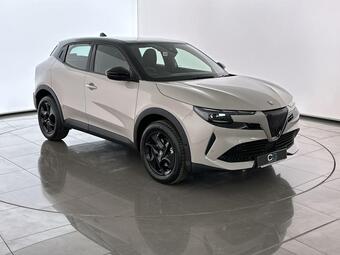 Alfa Romeo Junior 1.2 MHEV Ibrida e-DCT Euro 6 (s/s) 5dr