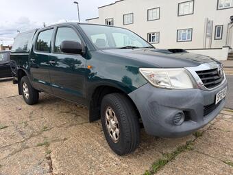 Toyota Hilux 2.5 D-4D HL2 4WD Euro 5 4dr