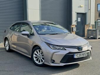 Toyota Corolla 1.8 VVT-h Icon Tech CVT Euro 6 (s/s) 4dr