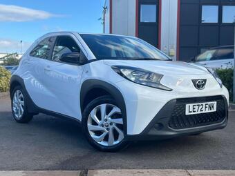 Toyota Aygo X 1.0 VVT-i Pure x-shift Euro 6 (s/s) 5dr