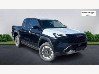 Toyota Hilux 2.8 D-4D-h Invincible Auto AWD Euro 6 4dr