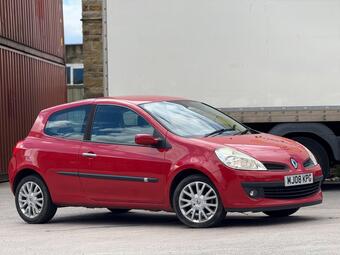 Renault Clio 1.2 TCe 16v Dynamique 3dr