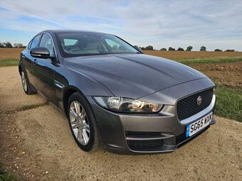 Jaguar XE 2.0d Prestige Euro 6 (s/s) 4dr