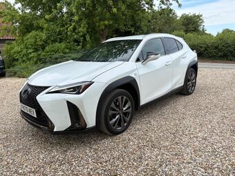 Lexus UX 2.0 250h F Sport E-CVT Euro 6 (s/s) 5dr