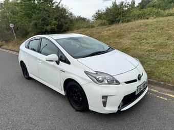 Toyota Prius 1.8 VVT-h T3 CVT Euro 5 (s/s) 5dr