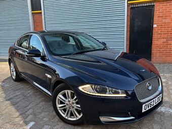 Jaguar XF 2.2d Luxury Auto Euro 5 (s/s) 4dr