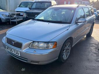 Volvo V70 2.4 SE 5dr