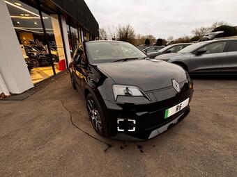 Renault 5 E-Tech electric comfort range 52kWh techno+ Auto 5dr