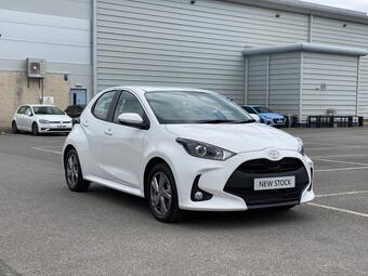 Toyota Yaris 1.5 VVT-h Icon E-CVT Euro 6 (s/s) 5dr
