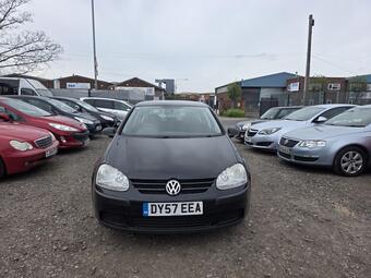 Volkswagen Golf 1.6 FSI S 5dr