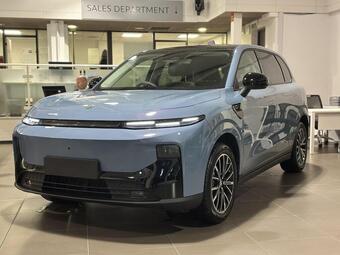 Leapmotor B10 67.1kWh Auto 5dr