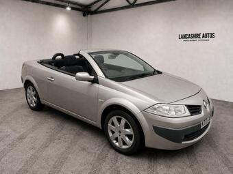 Renault Megane 1.6 VVT Dynamique 2dr