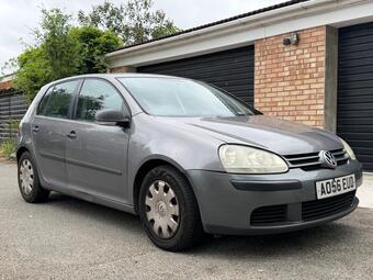 Volkswagen Golf 1.6 FSI S 5dr