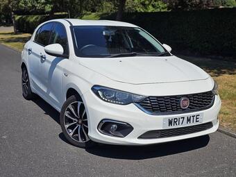 Fiat Tipo 1.4 MPI Lounge Euro 6 5dr