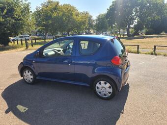 Toyota AYGO 1.0 VVT-i Blue Euro 4 3dr