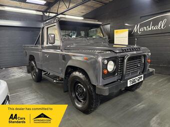 Land Rover DEFENDER 110 110 2.5 TD5 HI-CAPACITY PICK UP  FULL INTERIOR RE-TRIM