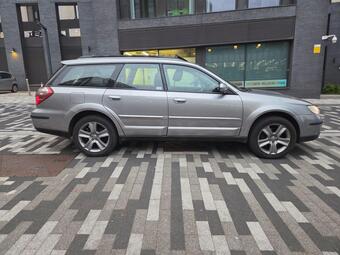 Subaru Outback 2.0D RE 5dr (leather)