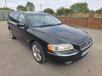 Volvo V70 2.4 D5 SE Geartronic 5dr