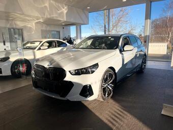 BMW i5 40 83.9kWh M Sport Pro Touring Auto eDrive 5dr (11kW Charger)