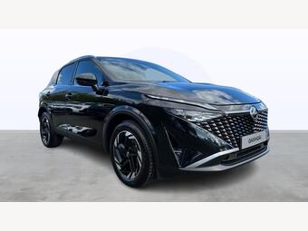 Nissan QASHQAI 1.3 DiG-T MH N-Connecta [Glass Roof] 5dr