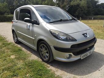 Peugeot 1007 1.6 16v Sport 3dr