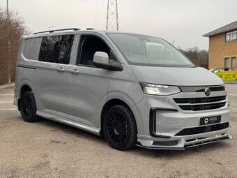 Volkswagen Transporter 2.0 TDI T32 Commerce Pro Kombi Auto SWB Euro 6 (s/s) 5dr