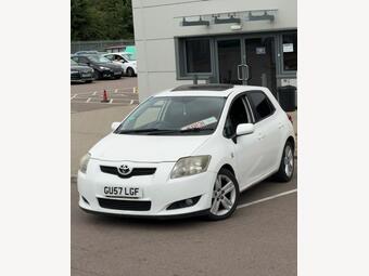 Toyota Auris 2.2 D-4D T180 5dr