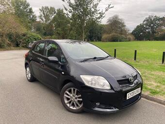 Toyota Auris 1.33 VVT-i TR (s/s) 5dr