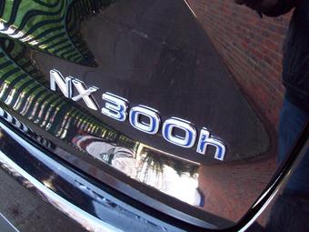 Lexus NX 300h SUV 2.5 Luxury (Convenience Pack) E-CVT 4WD 5dr (Nav)