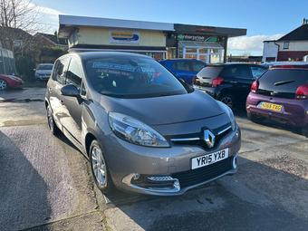 Renault Scenic MPV 1.5 dCi ENERGY Dynamique TomTom Euro 5 (s/s) 5dr
