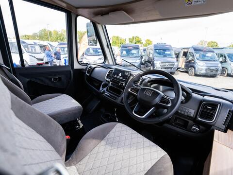 Dethleffs Globebus Active i4