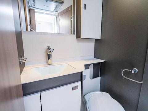 Swift Voyager 584