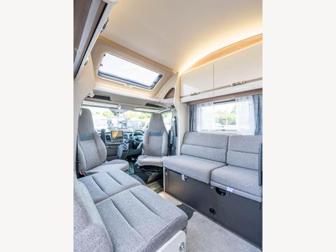 Swift Voyager 584