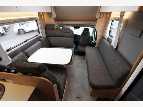 Dethleffs Family  7872-2