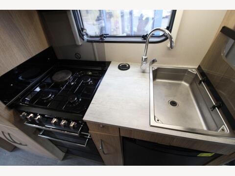 Auto-Trail Imala 736