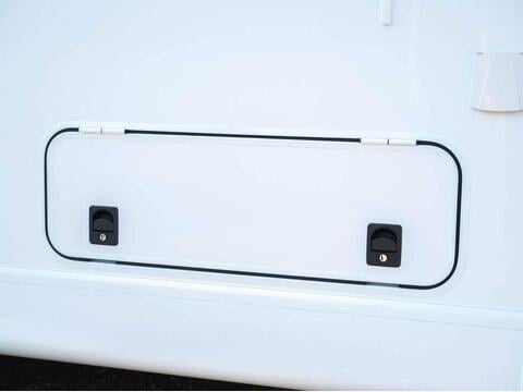 Dethleffs Alpa Coachbuilt A 6820-2