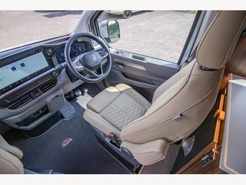 Volkswagen T7 Hillside Birchover