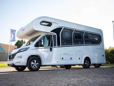 Dethleffs Alpa Coachbuilt A 6820-2