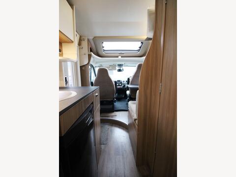 Swift Escape Compact C205