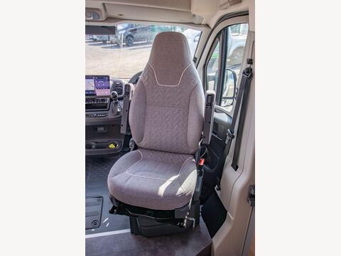 Malibu Diversity 640 GT Skyview