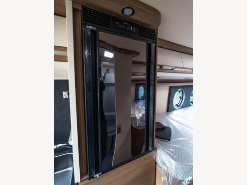 Malibu Comfort 640 LE GT Skyview