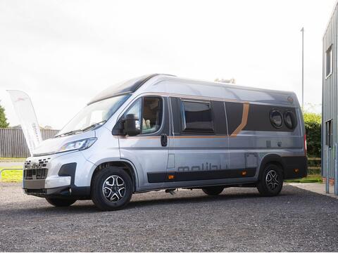 Malibu Comfort 640 LE GT Skyview