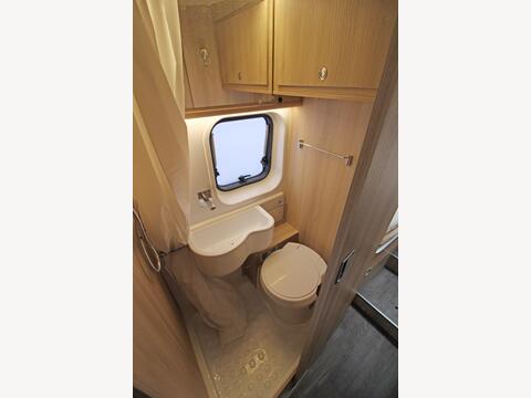Auto-Trail Tribute T-680
