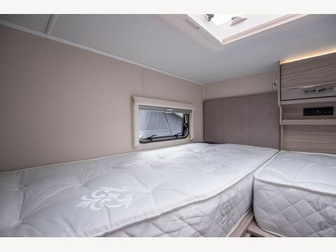 Elddis platinum 194
