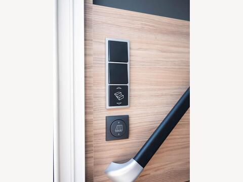 Dethleffs Alpa Coachbuilt A 6820-2